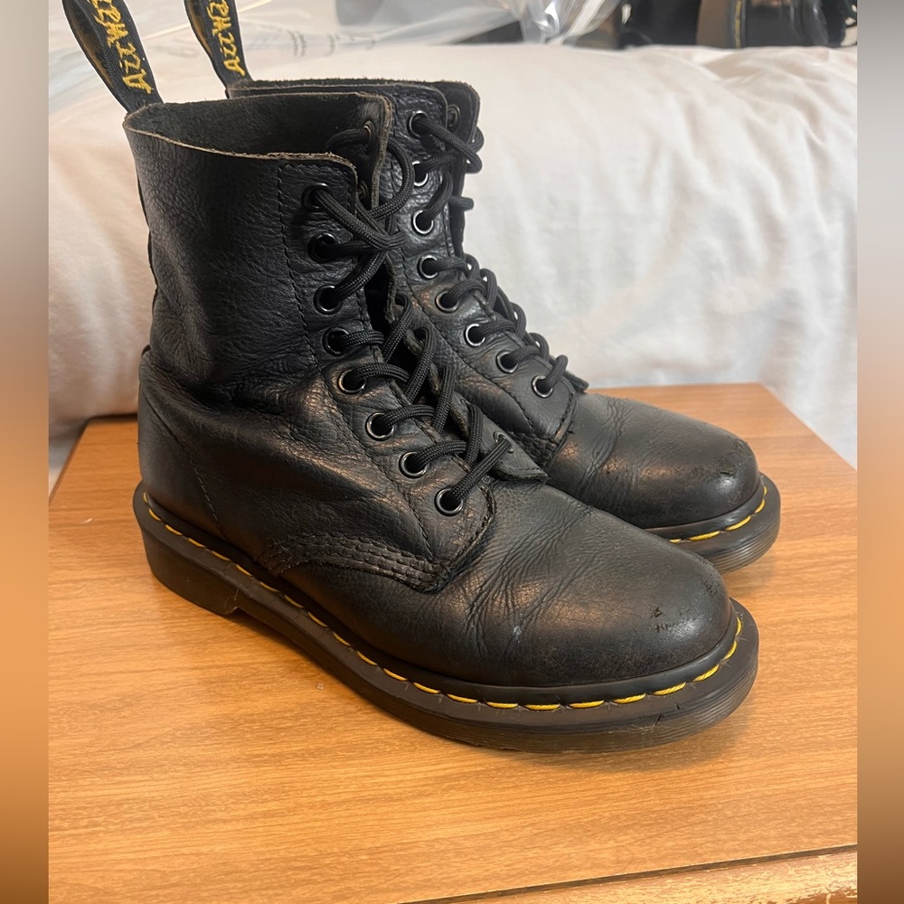 Dr Martens 1460 Pascal Black Virginia Leather Lace Up Boots 8-Eyelet Combat 37